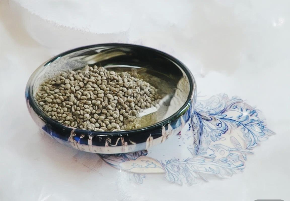 数字盛宴：巴萨尤文线上对决战术解析与文化探讨