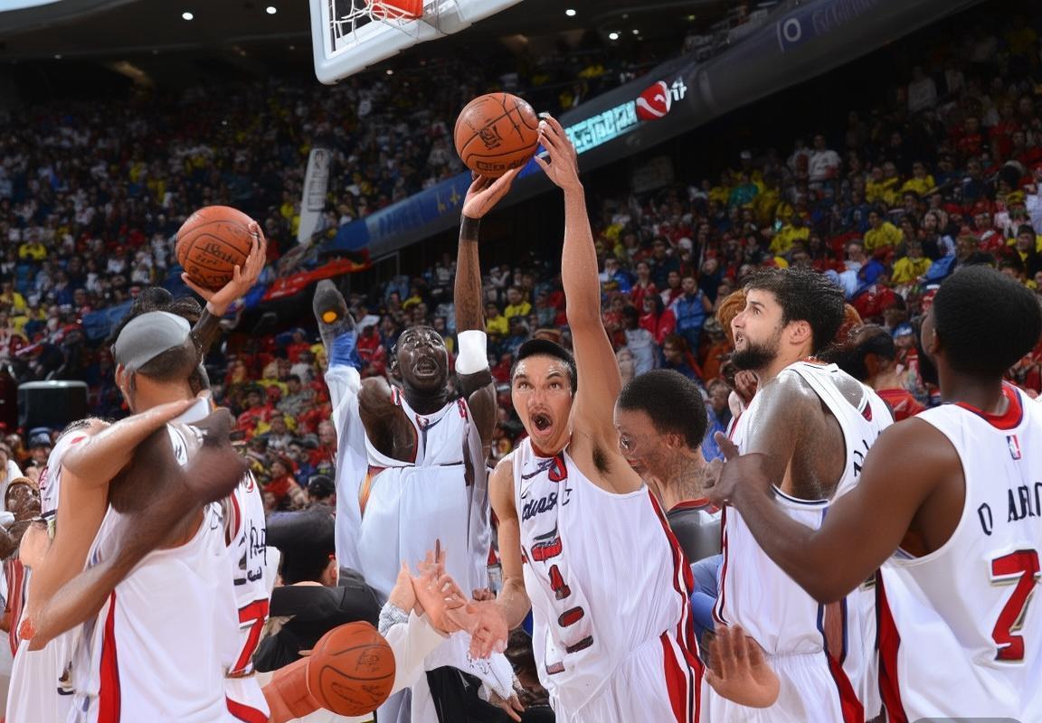 NBA焦点战：猛龙VS黄蜂，季后赛席位争夺战一触即发(图2)